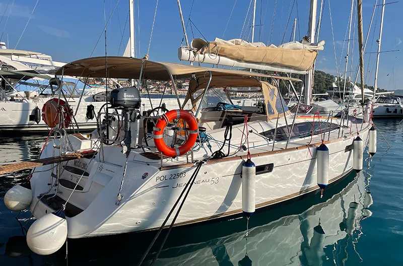 Jeanneau 53